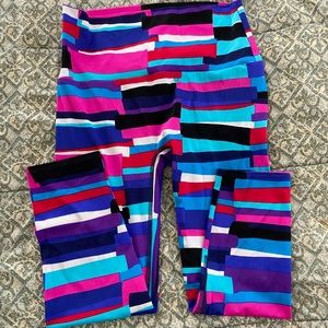 K-Deer Wildcard capri length size L large leggings EUC